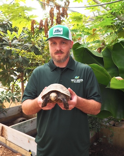 TSA staff (1080 x 1350 px) – Cole